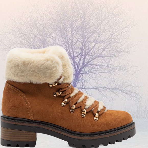 Bamboo Edison Faux Fur Hiking Lug Sole 